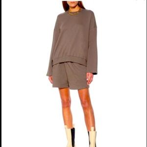 FRANKIE SHOP JAIMIE SET in TAUPE. Size XS.